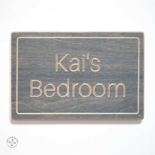 Personalisable name plaques