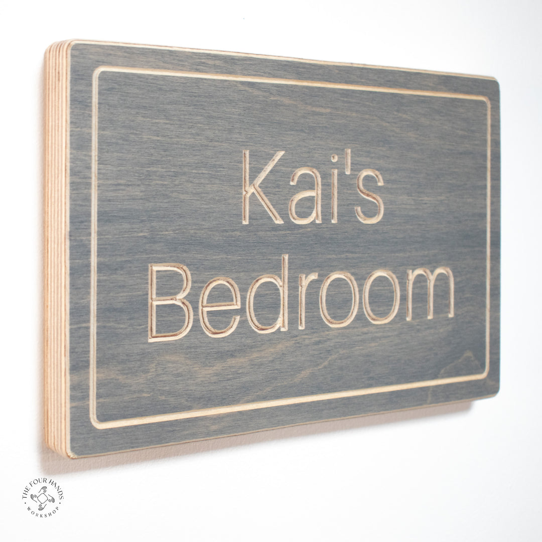 Personalisable name plaques