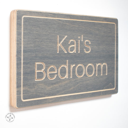 Personalisable name plaques