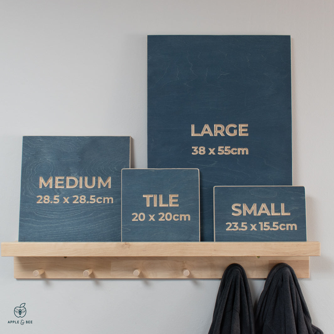 Personalisable name plaques